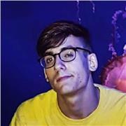 Doy clases de matemáticas física y química para ganar algo de dinero y estabilizarme